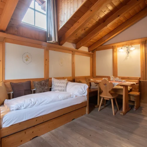 arnica-room-kaiserkrone-18